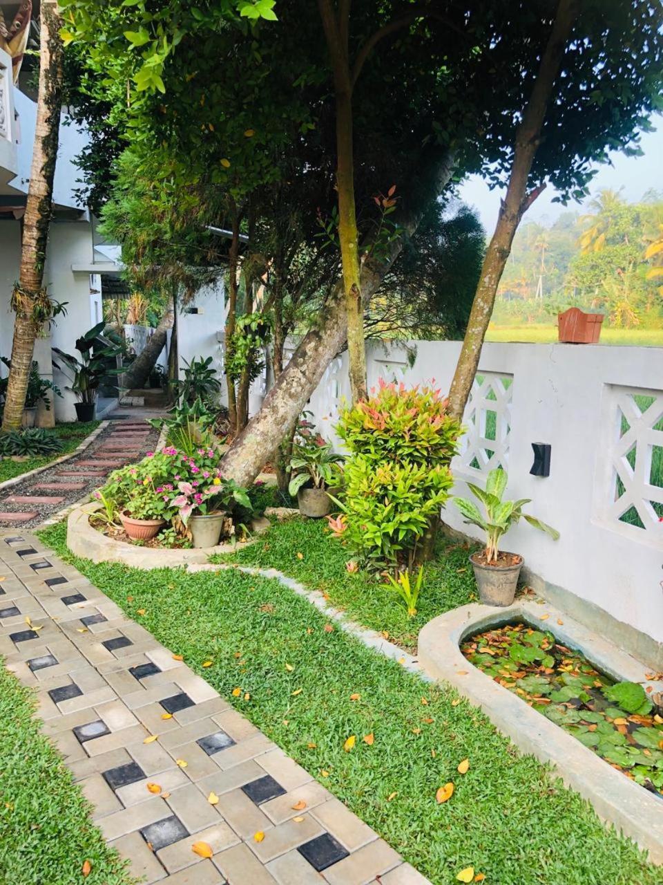 Villa Paddy Fields View Mirissa Exterior photo