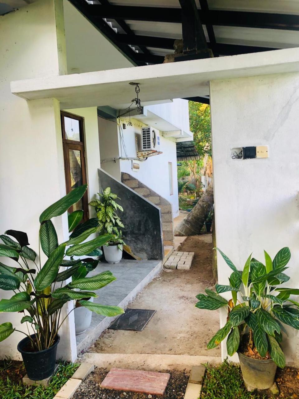 Villa Paddy Fields View Mirissa Exterior photo